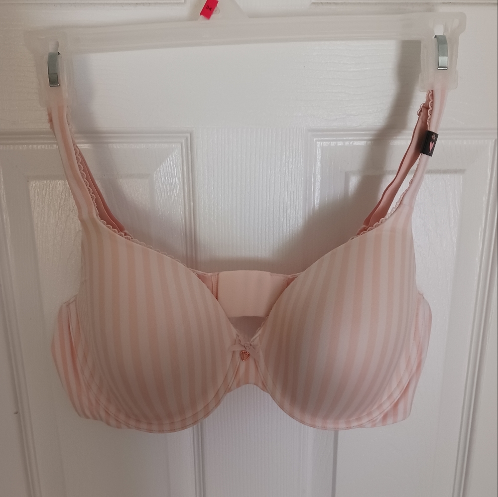 Victoria Secret Bra 40C
